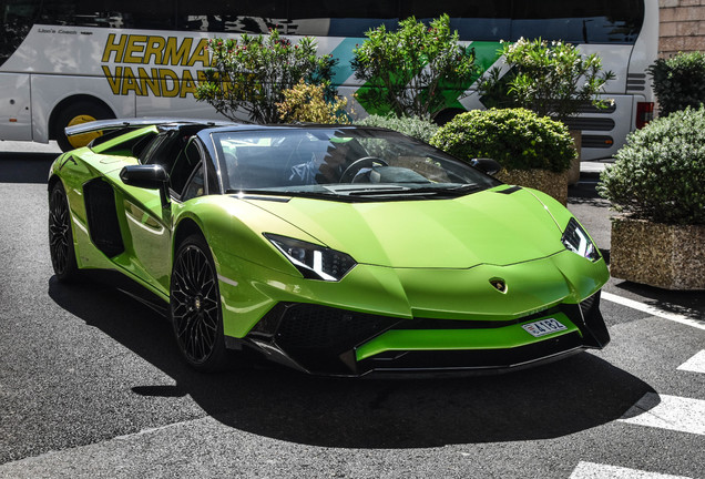 Lamborghini Aventador LP750-4 SuperVeloce Roadster