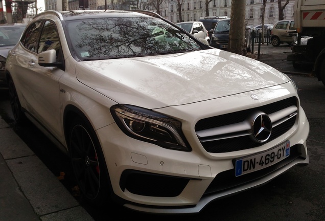 Mercedes-Benz GLA 45 AMG X156