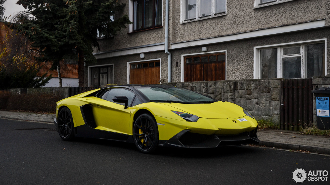 Lamborghini Aventador LP700-4