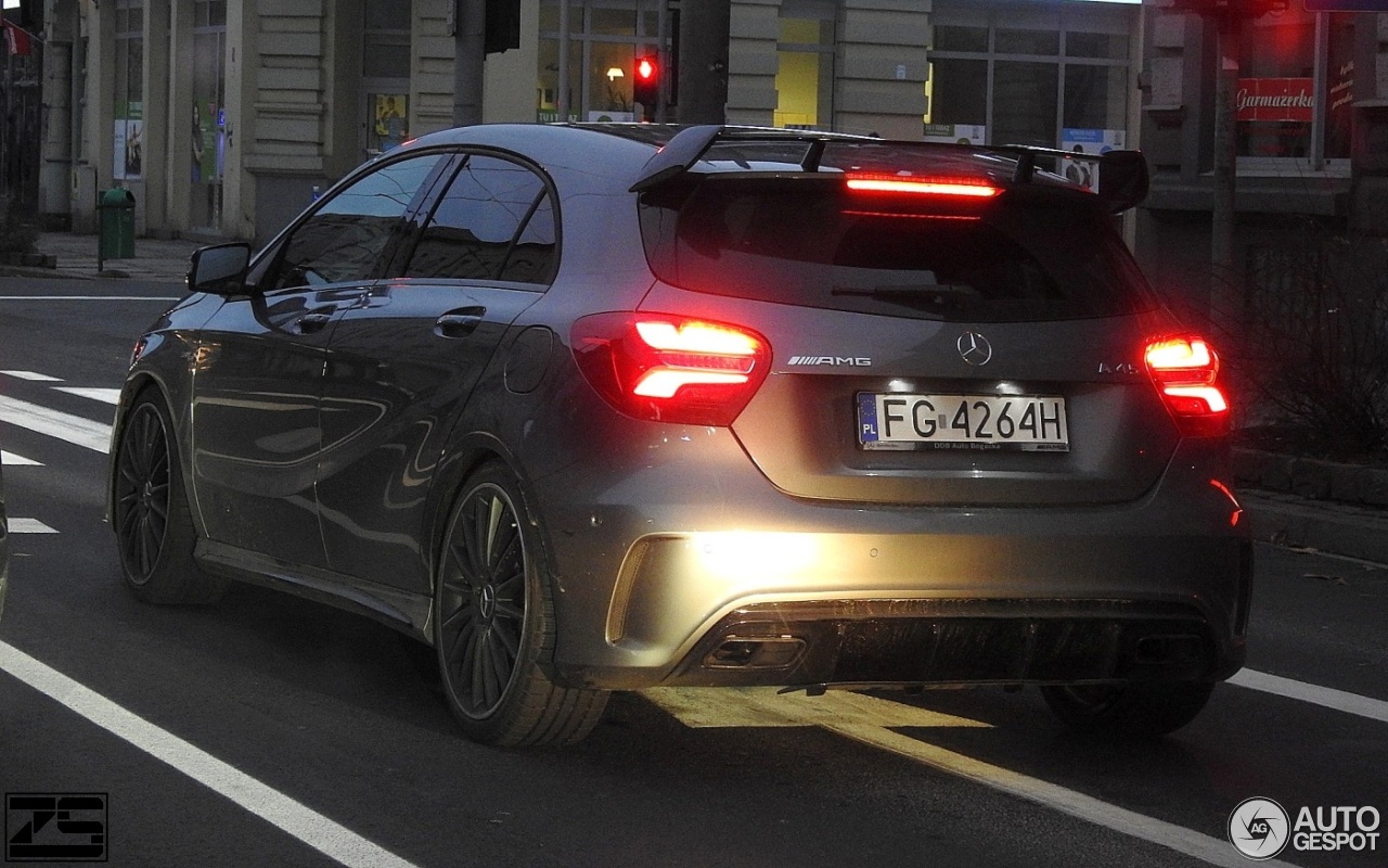 Mercedes-AMG A 45 W176 2015