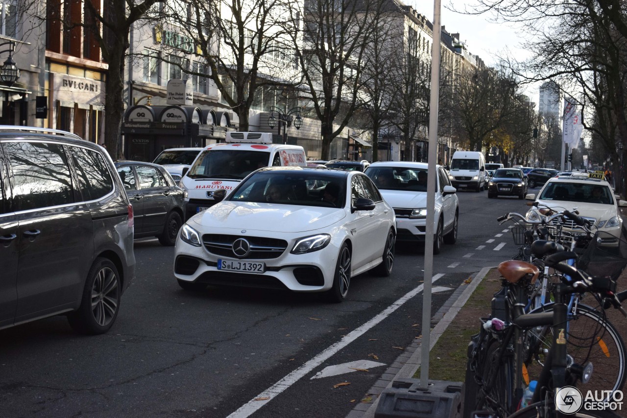 Mercedes-AMG E 63 S W213