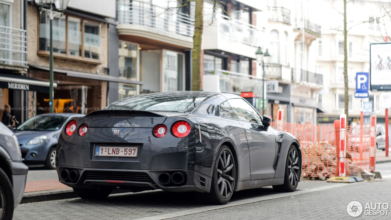 Nissan GT-R 2011