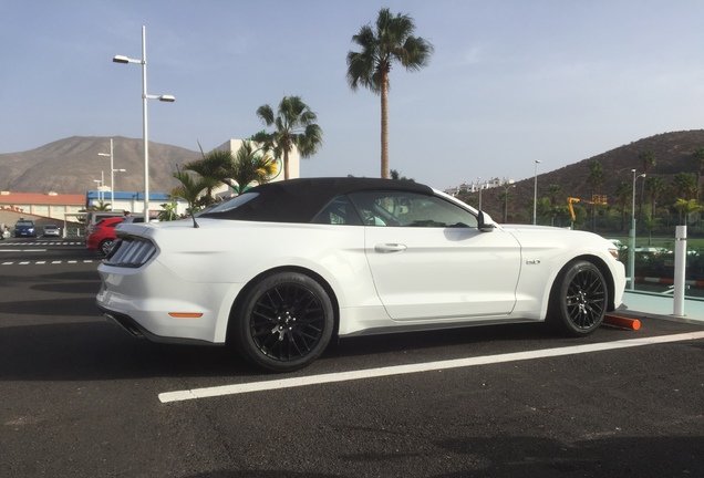 Ford Mustang GT Convertible 2015