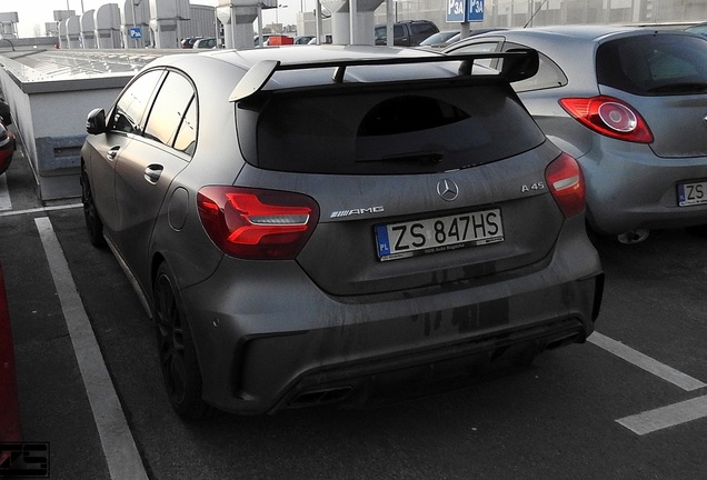 Mercedes-AMG A 45 W176 2015