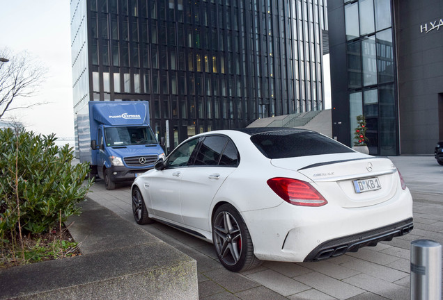 Mercedes-AMG C 63 S W205