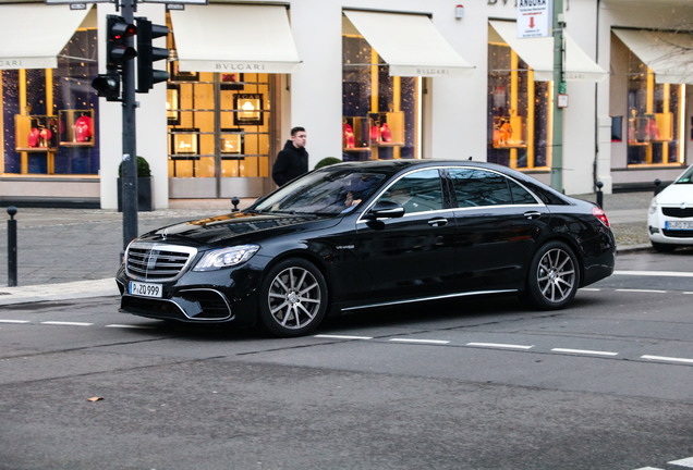 Mercedes-AMG S 63 V222 2017