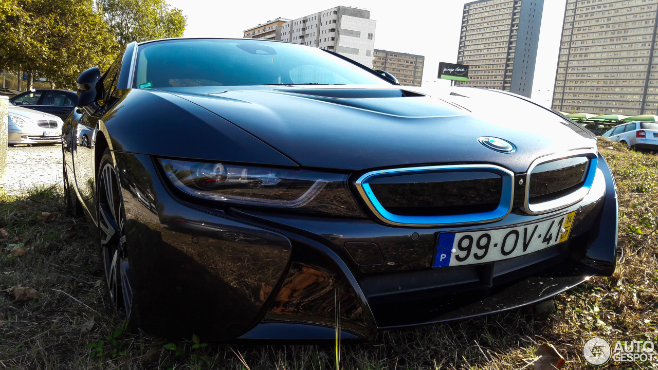 BMW i8