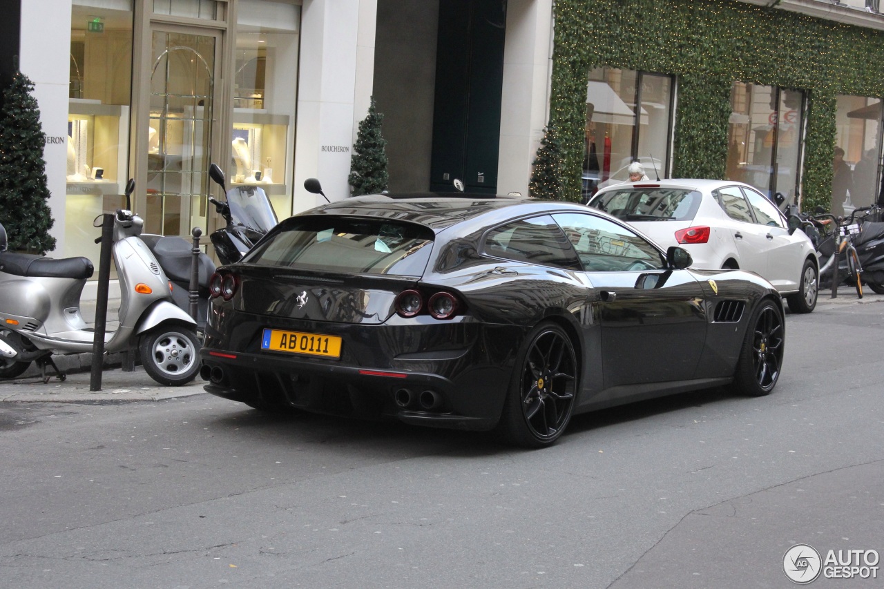 Ferrari GTC4Lusso