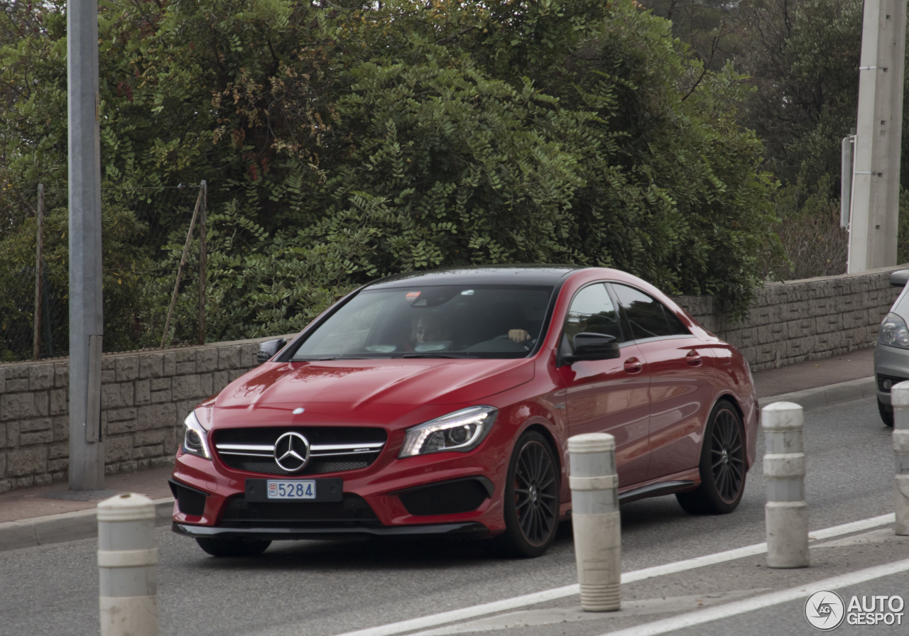 Mercedes-Benz CLA 45 AMG C117