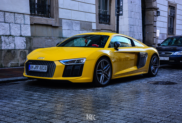 Audi R8 V10 Plus 2015