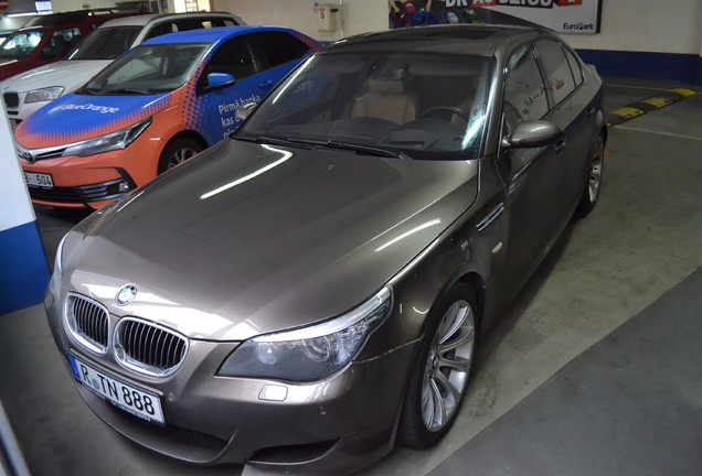 BMW M5 E60 2007