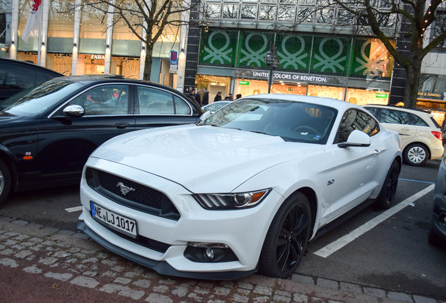 Ford Mustang GT 2015