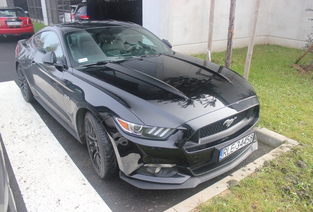 Ford Mustang GT 2015