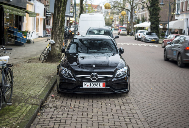 Mercedes-AMG C 63 S W205