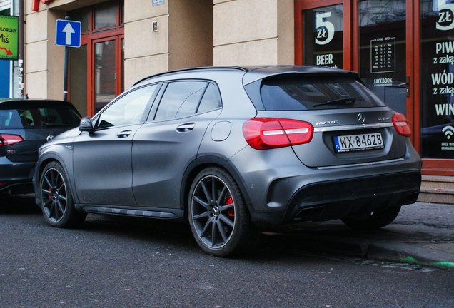 Mercedes-AMG GLA 45 X156