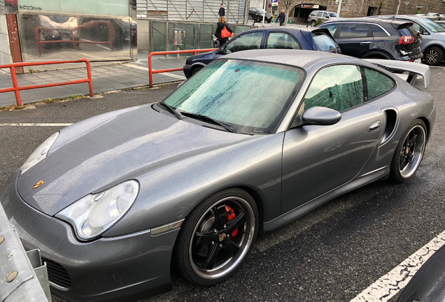 Porsche 996 Turbo