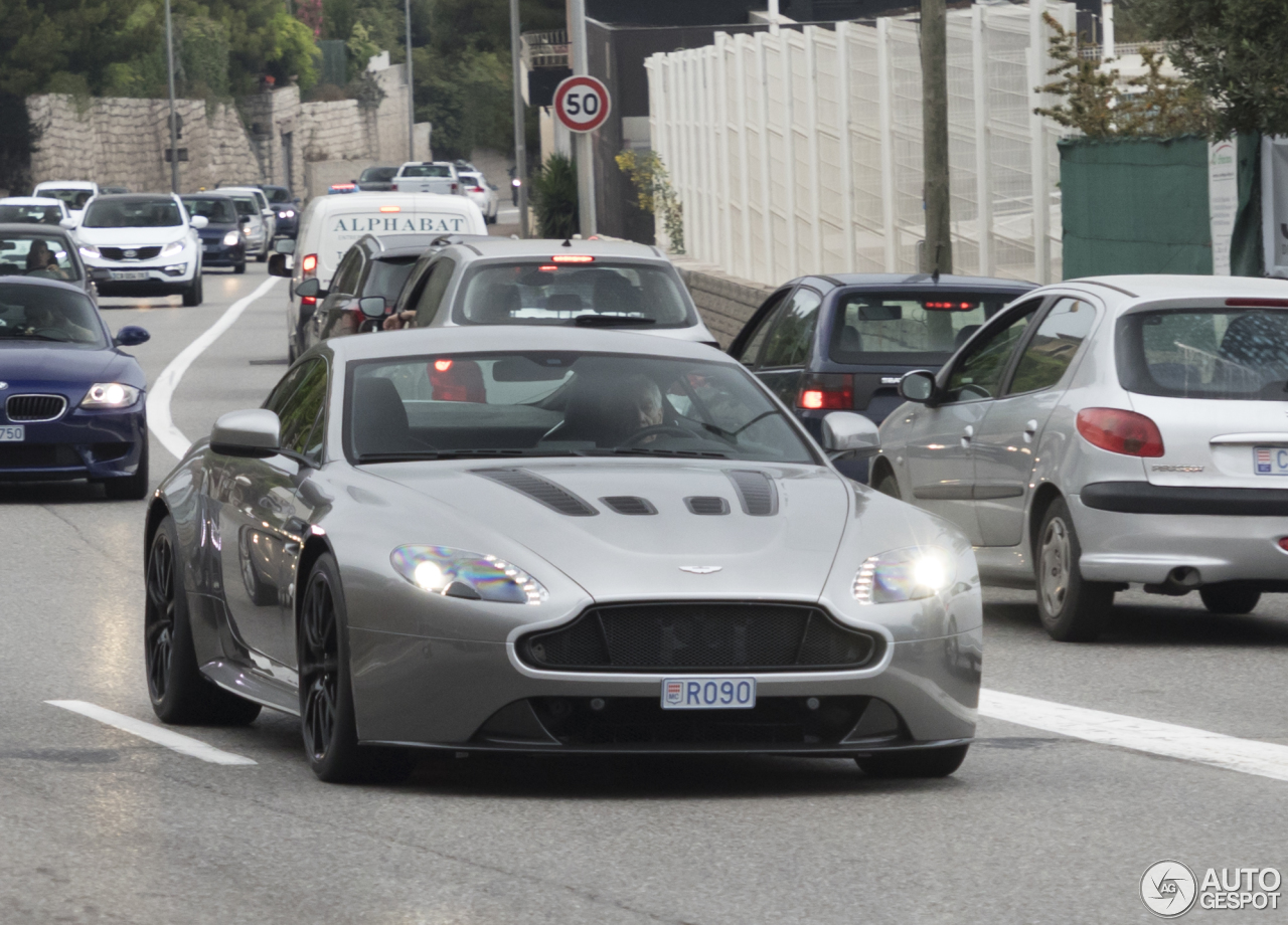 Aston Martin V12 Vantage S