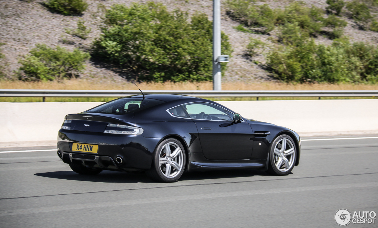 Aston Martin V8 Vantage N400