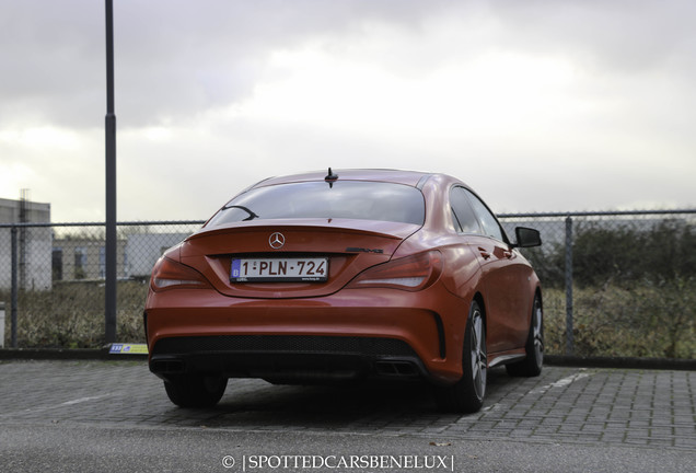 Mercedes-Benz CLA 45 AMG C117