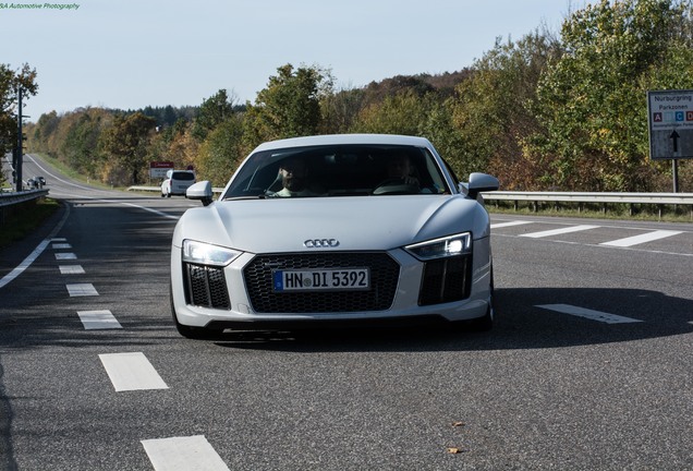 Audi R8 V10 2015