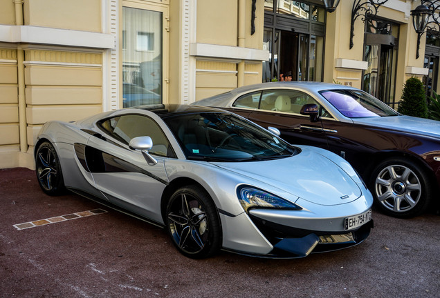 McLaren 570GT