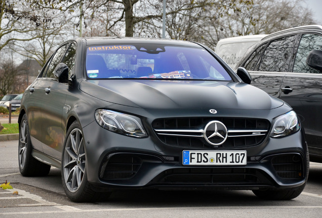 Mercedes-AMG E 63 S W213 Edition 1