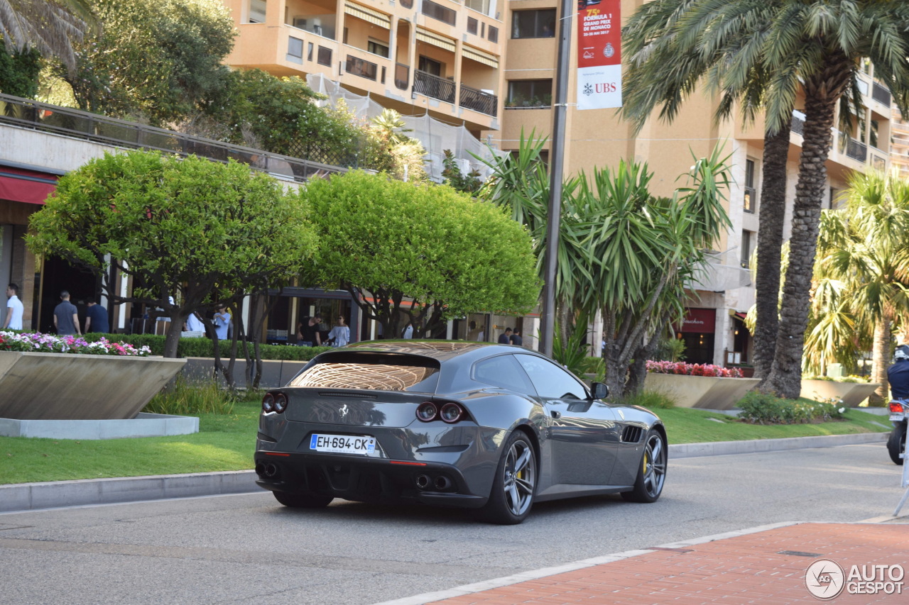 Ferrari GTC4Lusso