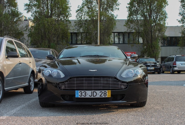 Aston Martin V8 Vantage