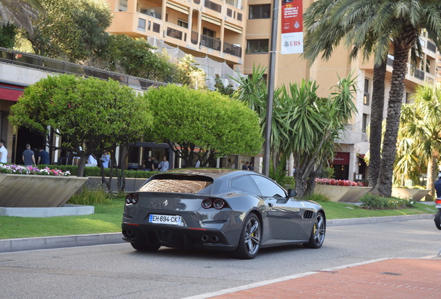 Ferrari GTC4Lusso