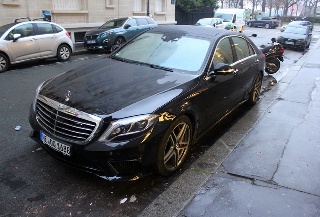 Mercedes-AMG S 63 V222