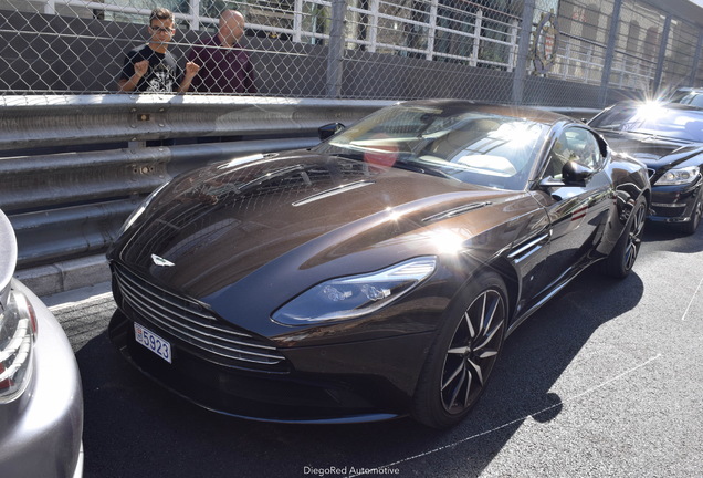 Aston Martin DB11