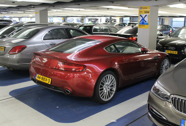 Aston Martin V8 Vantage