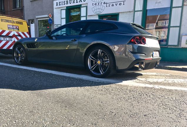 Ferrari GTC4Lusso