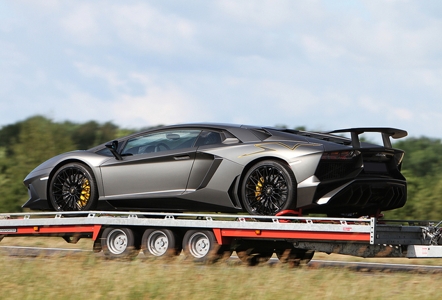 Lamborghini Aventador LP750-4 SuperVeloce