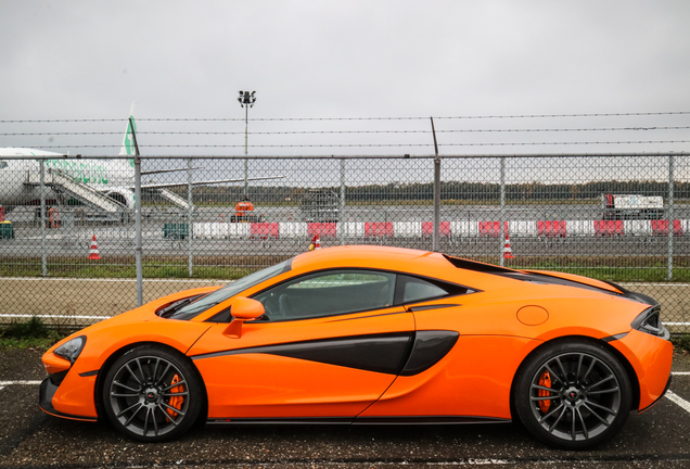 McLaren 570S