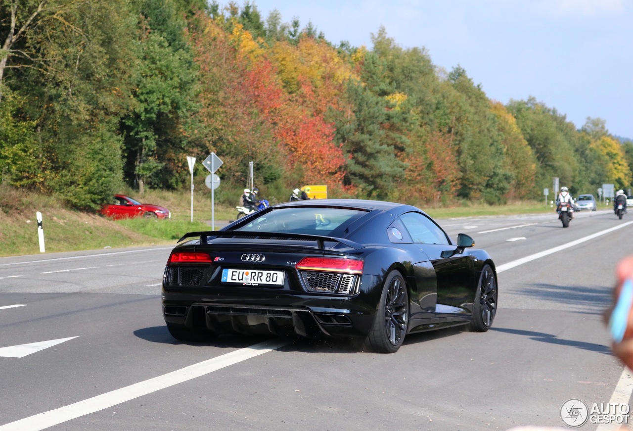 Audi R8 V10 Plus 2015