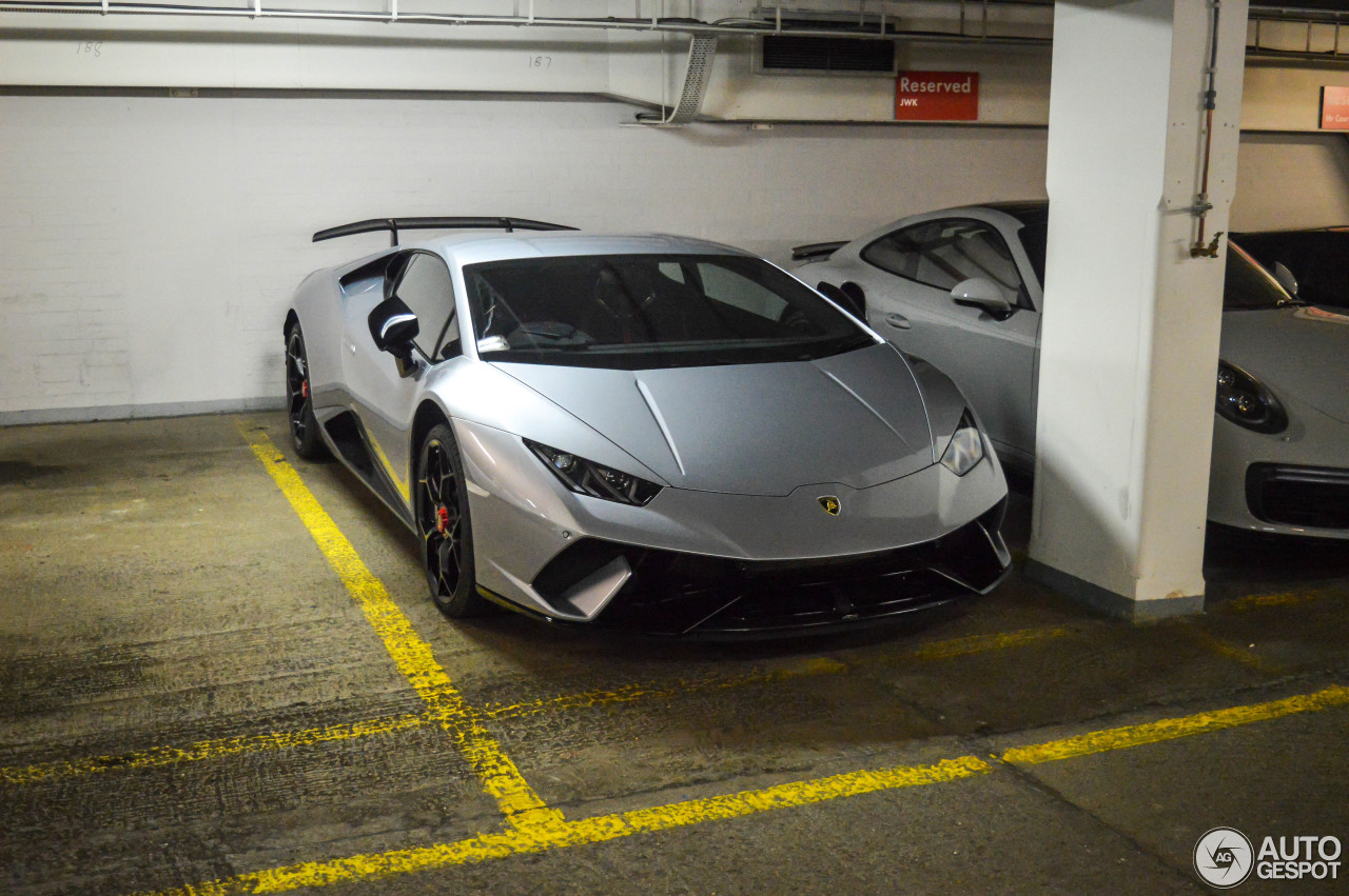 Lamborghini Parking by Furkan Alcik