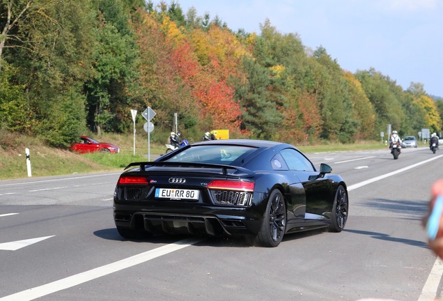 Audi R8 V10 Plus 2015