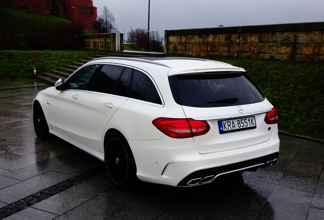 Mercedes-AMG C 63 S Estate S205