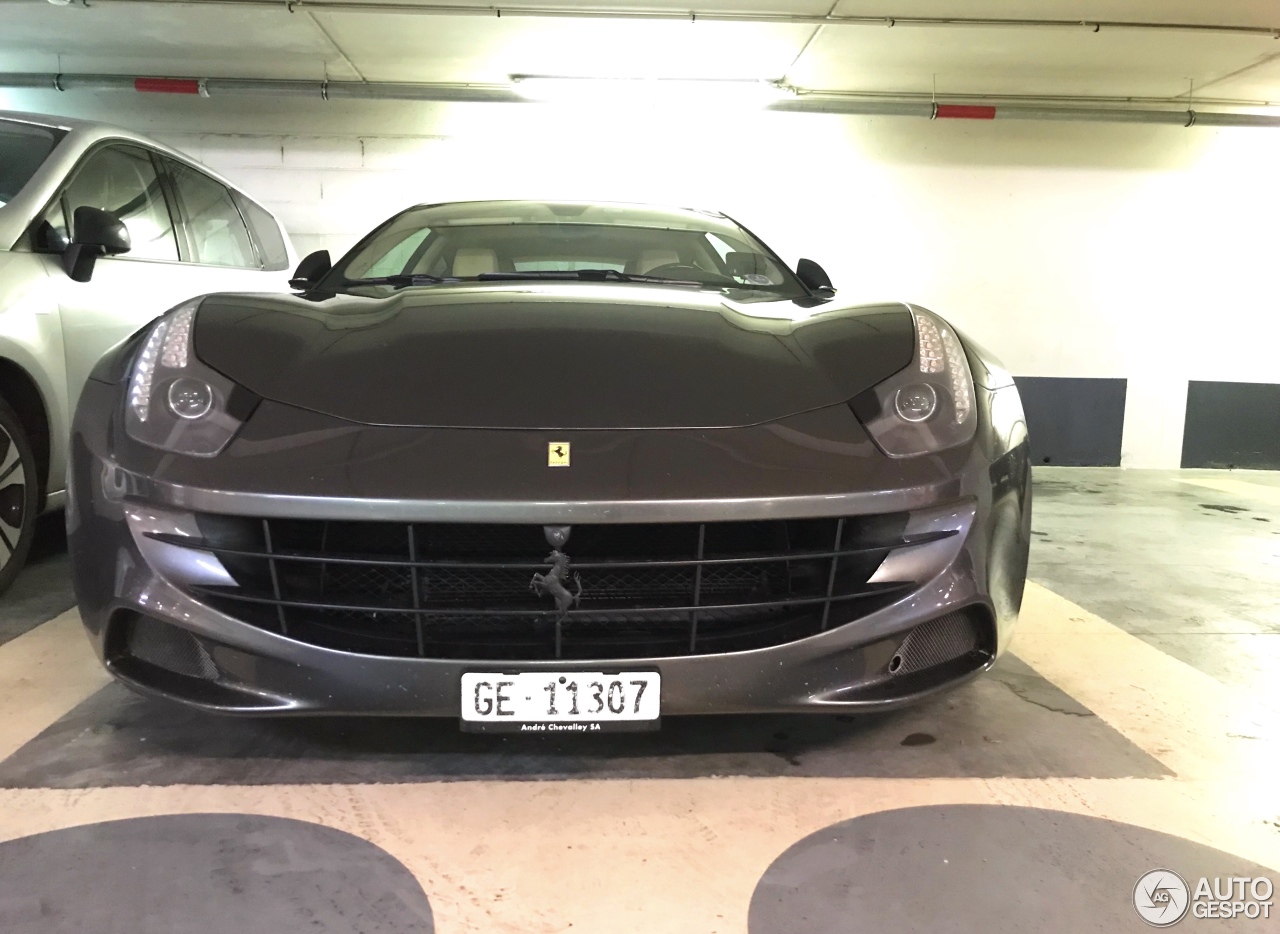 Ferrari FF