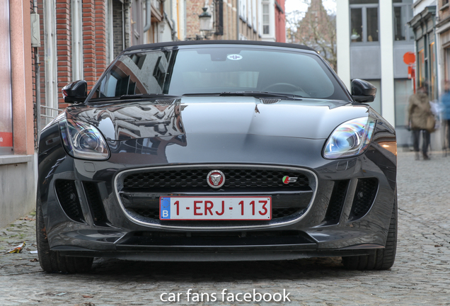 Jaguar F-TYPE S Convertible