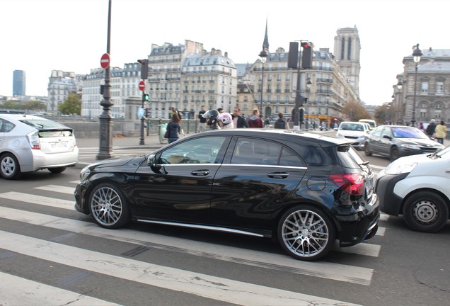 Mercedes-AMG A 45 W176 2015