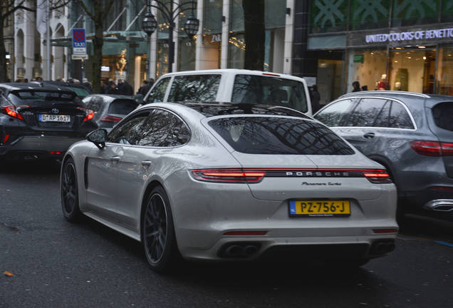 Porsche 971 Panamera Turbo