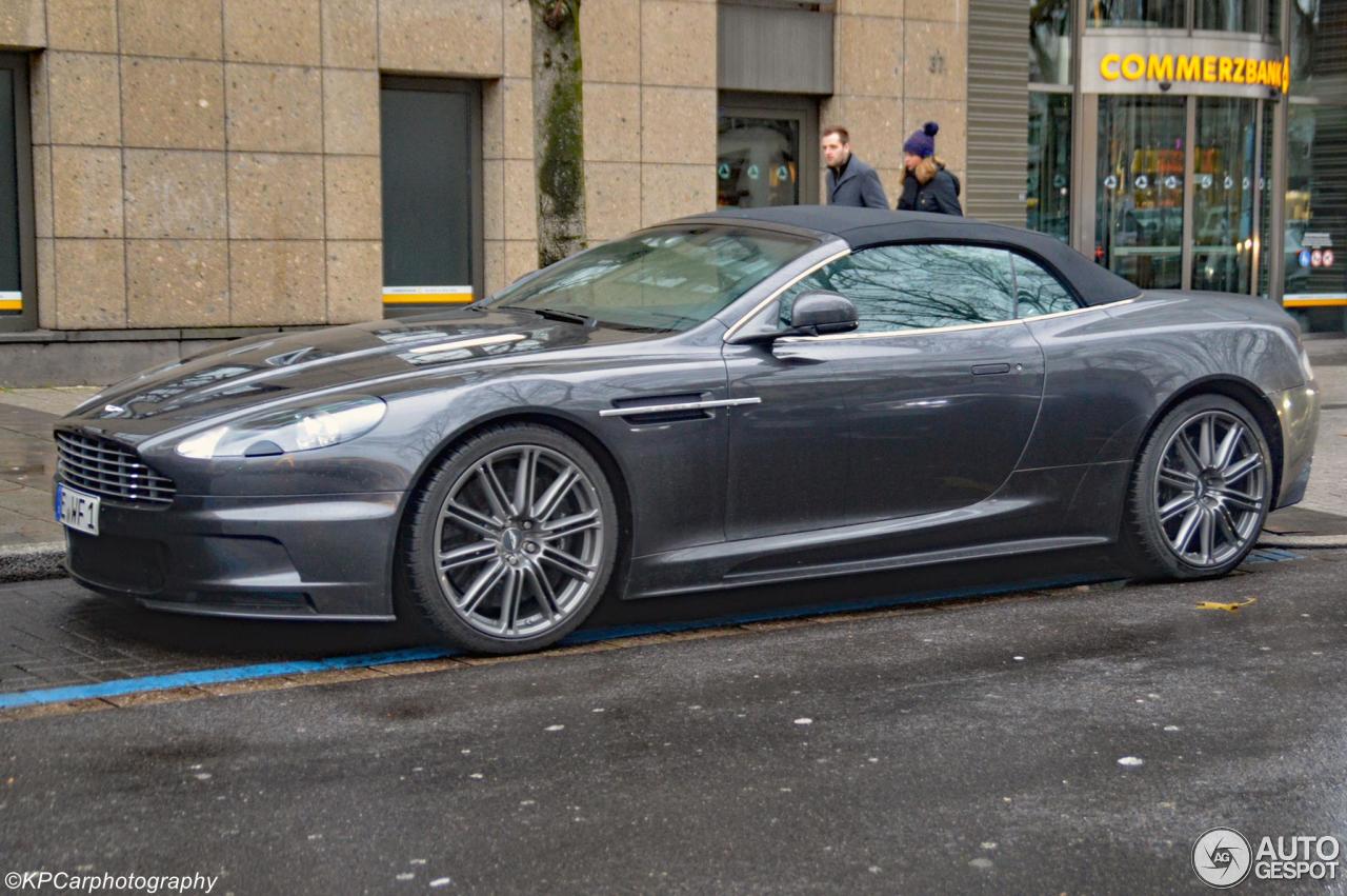 Aston Martin DBS Volante