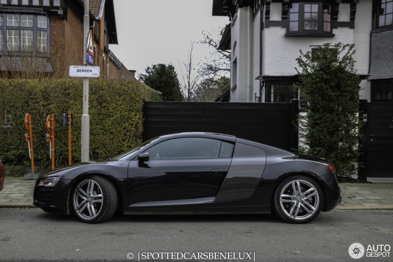 Audi R8 2013