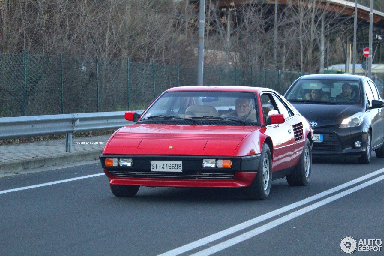 Ferrari Mondial 8