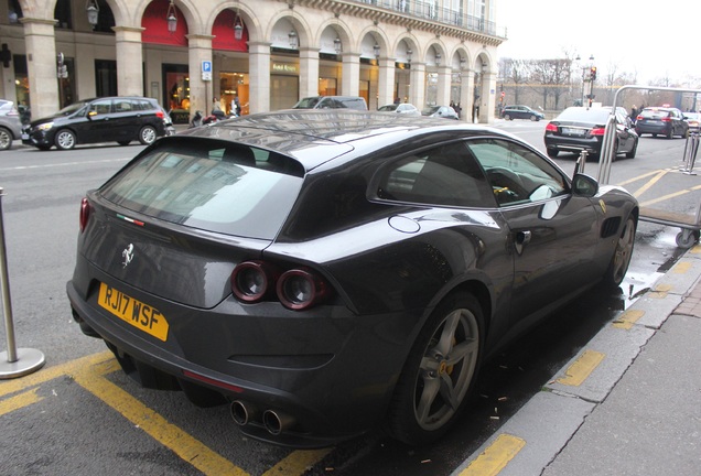 Ferrari GTC4Lusso