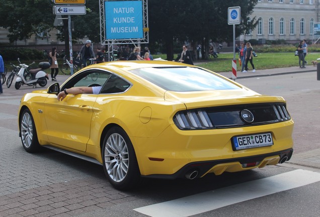 Ford Mustang GT 2015