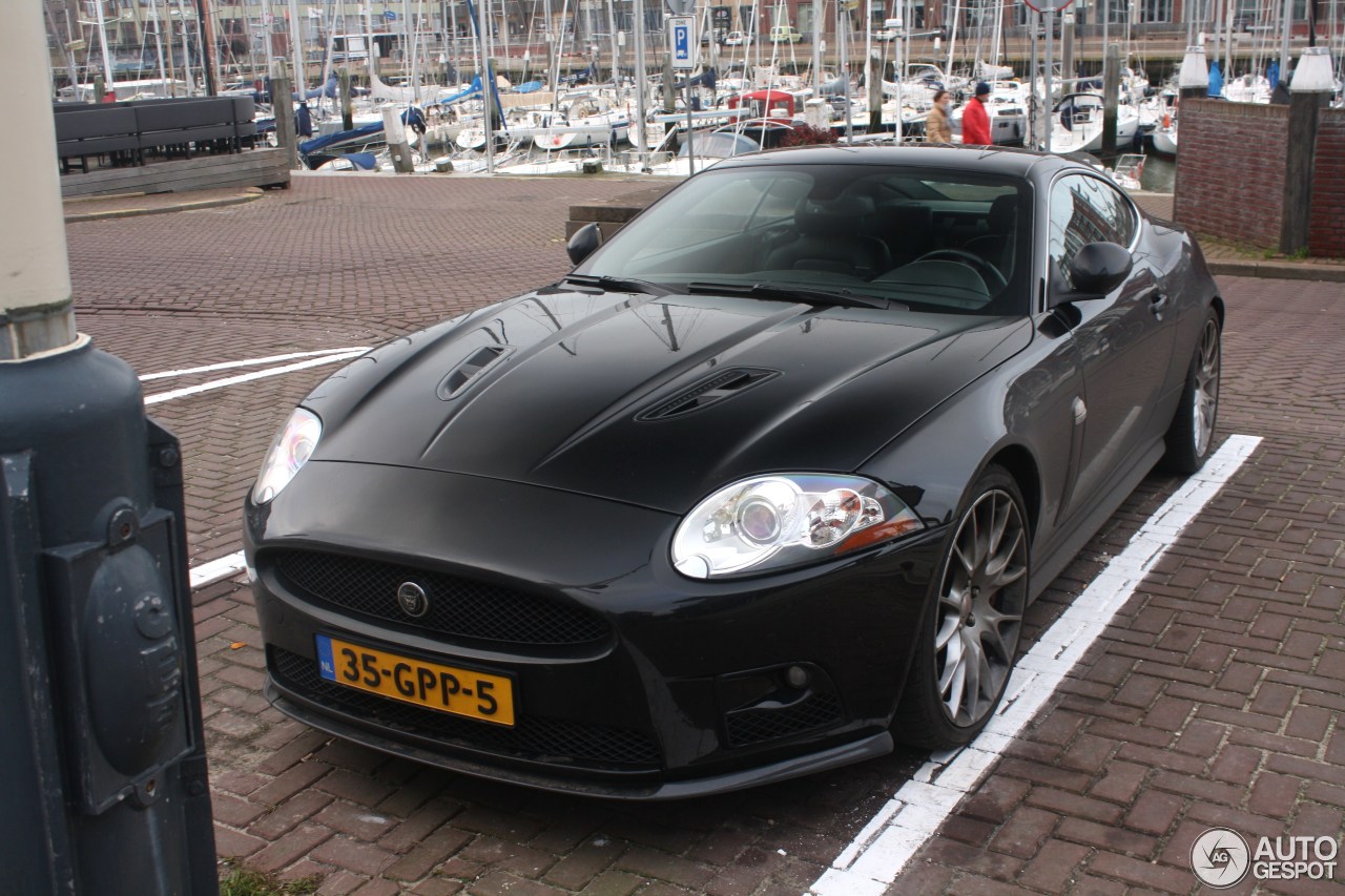 Jaguar XKR-S