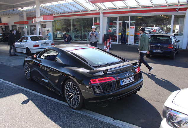 Audi R8 V10 Plus 2015